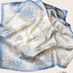 Silky Feel Blue & Cream Square Scarf 27.5” New